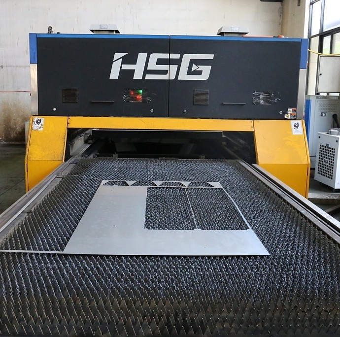 Laser cutter Laser cutter